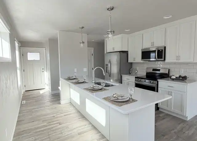 Property at 4786 N Marlo Way, Appleton, WI, 54913, 3 beds, 2 baths, [object Object]