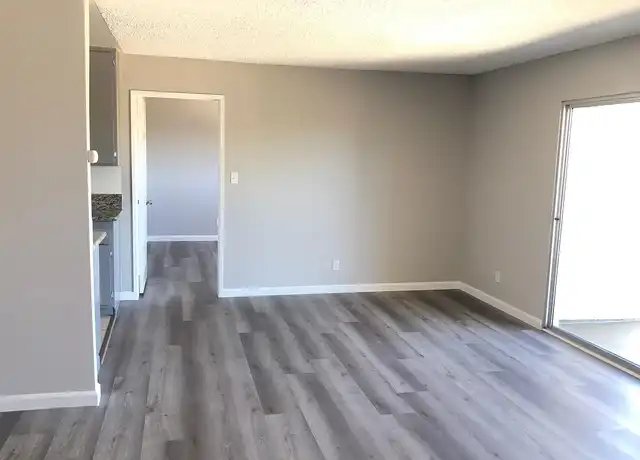 Property at Lemarsh Apartments - 21323 Lemarsh St, Chatsworth, CA, 91311, 1 bed, 1 bath, [object Object]