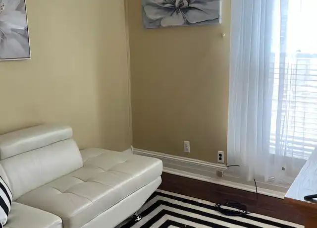 Property at 218 Woodward St Unit 1, Ypsilanti, MI, 48197, 1 bed, 1 bath, [object Object]