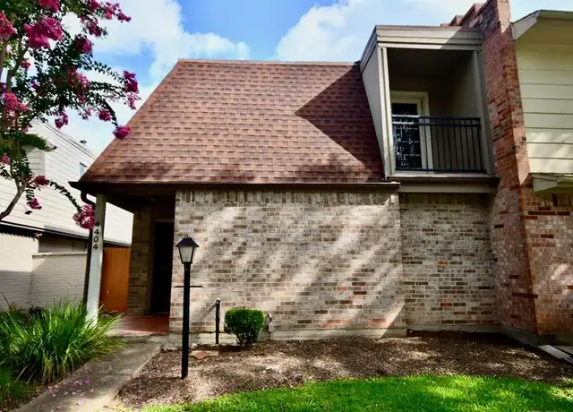 Property at 4404 Basswood Ln, Bellaire, TX, 77401, 3 beds, 2 baths, [object Object]