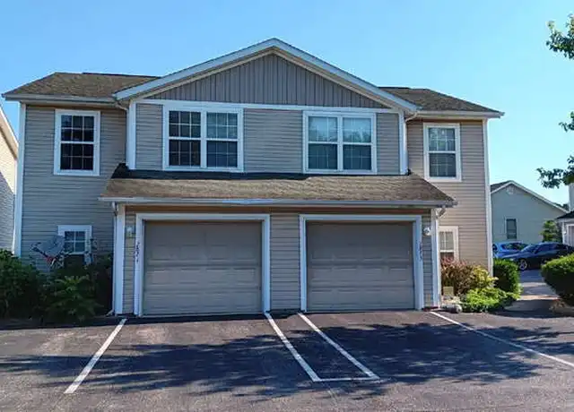 Property at 2871 S Walnut Street Pike, Bloomington, IN, 47401, 3 beds, 3 baths, [object Object]