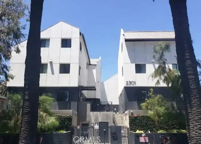 Property at 2301 Cloverdale Ave Unit 2, Los Angeles, CA, 90016, 6 beds, 6 baths, [object Object]