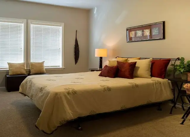 Photo of 15715 NW Central Dr, Portland, OR 97229