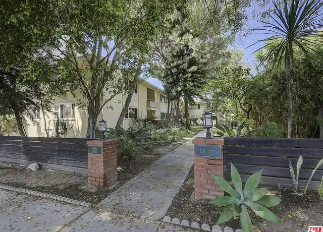 Property at 1217 N Crescent Heights Blvd Unit B, West Hollywood, CA, 90046, 1 bed, 1 bath, [object Object]