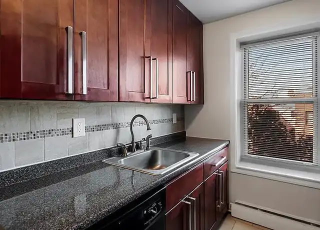 Property at Whitehouse Apartments - 186 Franklin St, Bloomfield, NJ, 07003, 1 bed, 1 bath, [object Object]