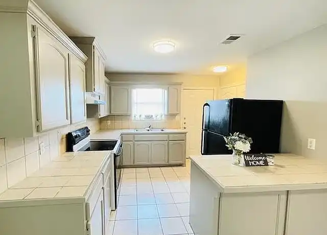 Property at Moorefield Apartments - 3206 N Moorefield Rd, Mission, TX, 78574, 2 beds, 1.5 baths, [object Object]
