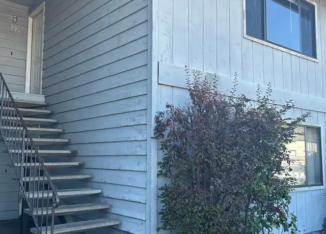 Property at 291 N 10th St Unit 291, Central Point, OR, 97502, 2 beds, 1 bath, [object Object]