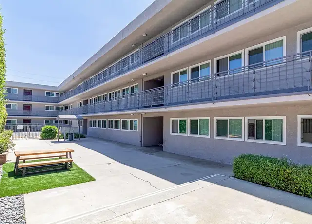 Photo of 650 S Garfield Ave, Monterey Park, CA 91754