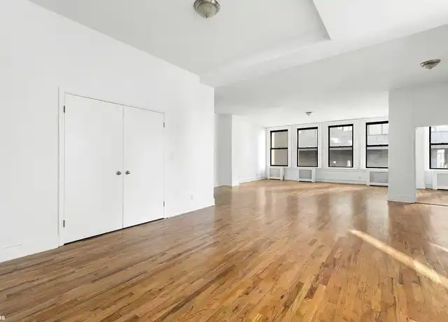 Property at 125 Cedar St Unit 6S, New York, NY, 10006, 3 beds, 2 baths, [object Object]