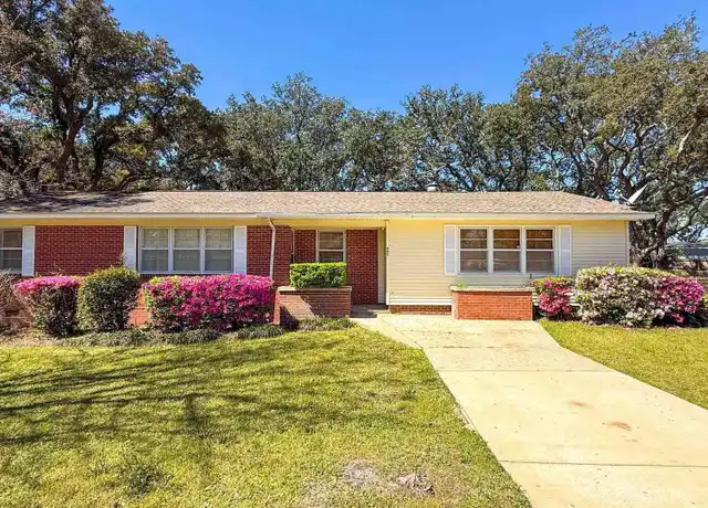 Property at 442 York St, Gulf Breeze, FL, 32561, 4 beds, 5 baths, [object Object]
