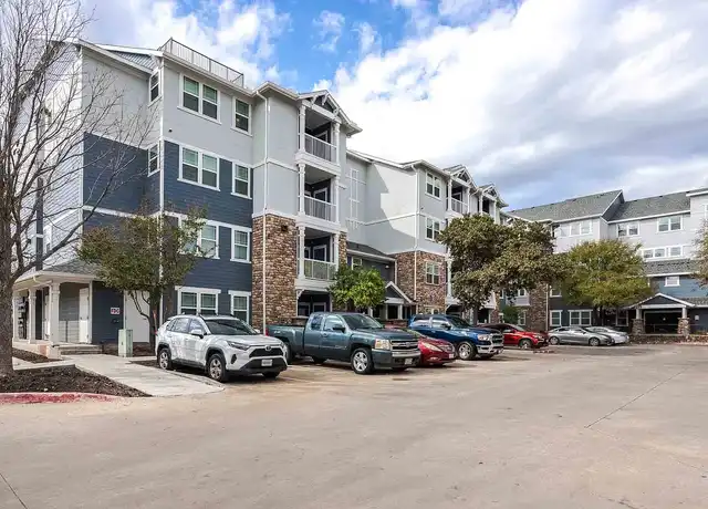 Property at Sunday Village - 1026 Clayton Ln, Austin, TX, 78723, 1-2 bed, 1 bath, [object Object]