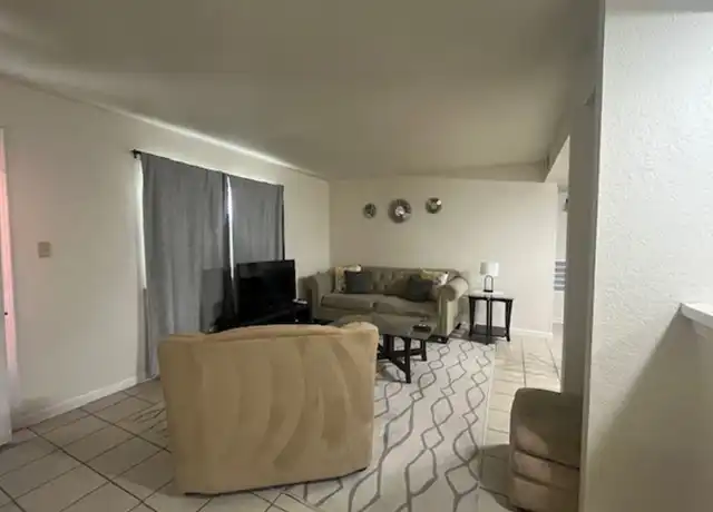 Property at 6620 S Zunis Ave, Tulsa, OK, 74136, 1 bed, 1 bath, [object Object]