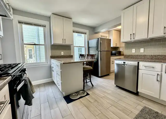 Property at 230 Boylston St, Watertown, MA, 02472, 2 beds, 1 bath, [object Object]