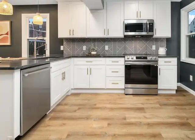 Property at 116 N Green St Unit 1, Easton, PA, 18042, 2 beds, 1 bath, [object Object]