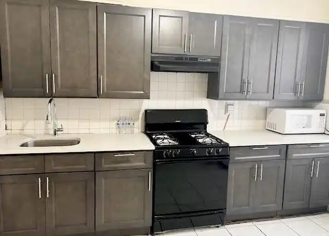 Property at 227 Beacon Ave Unit 2, Jersey City, NJ, 07306, 3 beds, 1 bath, [object Object]