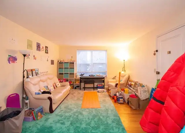 Property at 132 Beaconsfield Rd #2, Brookline, MA, 02445, 2 beds, 1 bath, [object Object]