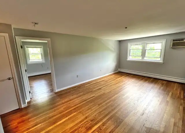 Property at 45 Maynard St Unit 21, Westborough, MA, 01581, 1 bed, 1 bath, [object Object]