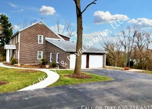 Photo of 87 W Surrey Ln, Barrington, IL 60010