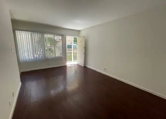 Property at 4315 Inglewood Blvd Unit 05, Los Angeles, CA, 90066, 1 bed, 1 bath, [object Object]