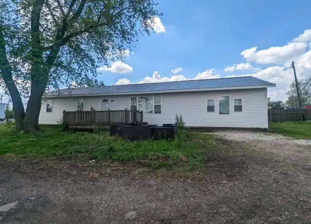 Property at 425 Paul Ave, Champaign, IL, 61822, 5 beds, 3 baths, [object Object]