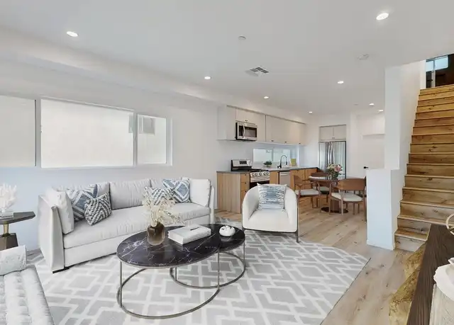 Property at 3820 Mont Clair St Unit 2, Los Angeles, CA, 90018, 6 beds, 4 baths, [object Object]