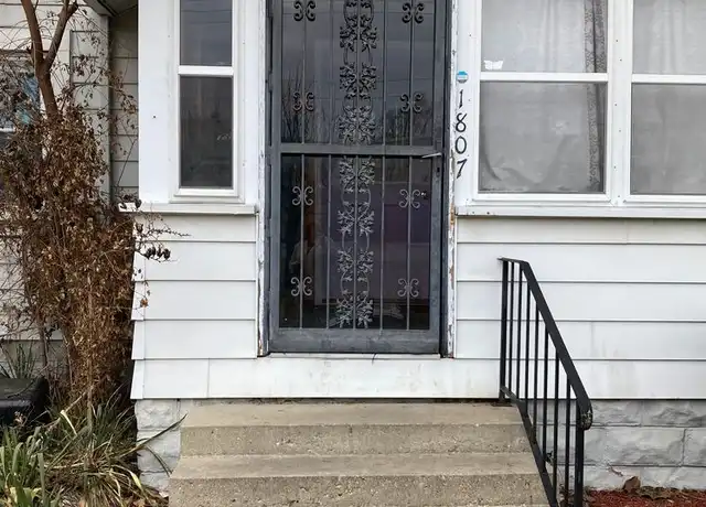 Property at 1807 S Elm St, Muncie, IN, 47302, 2 beds, 1 bath, [object Object]