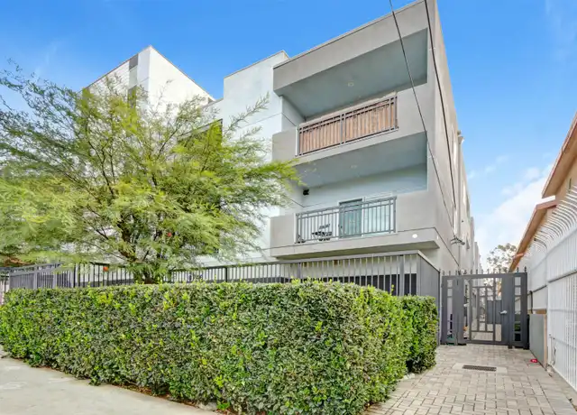 Property at 8746 Burnet Ave Unit 309, North Hills, CA, 91343, 3 beds, 2 baths, [object Object]