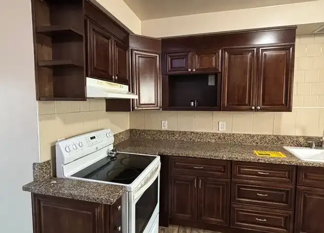 Property at 823 N Market St Unit 07, Inglewood, CA, 90302, 2 beds, 2 baths, [object Object]