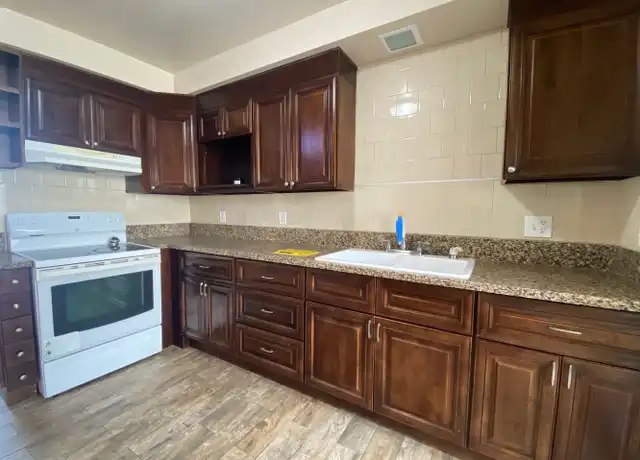Property at 823 N Market St Unit 07, Inglewood, CA, 90302, 2 beds, 2 baths, [object Object]