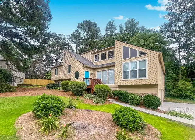 Property at 2010 Shadow Bluff Ct NE, Marietta, GA, 30062, 4 beds, 3 baths, [object Object]
