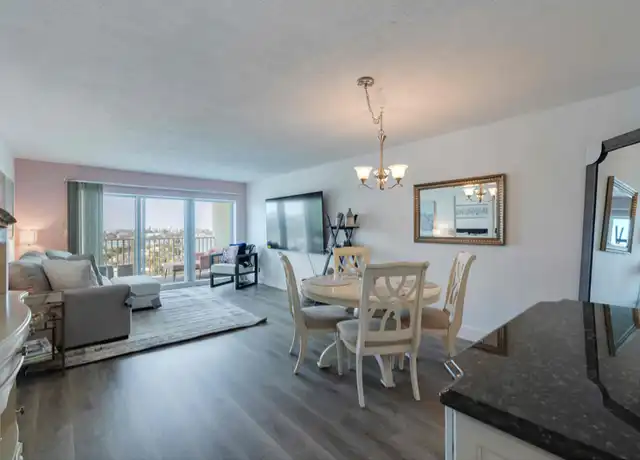 Property at 400 64th Ave #708, St Pete Beach, FL, 33706, 1 bed, 1.5 baths, [object Object]