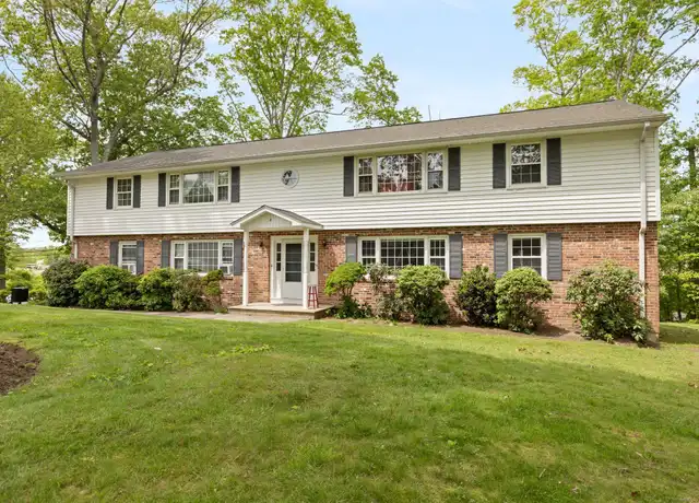 Property at 280 E Main St Unit A3, Clinton, CT, 06413, 2 beds, 1 bath, [object Object]