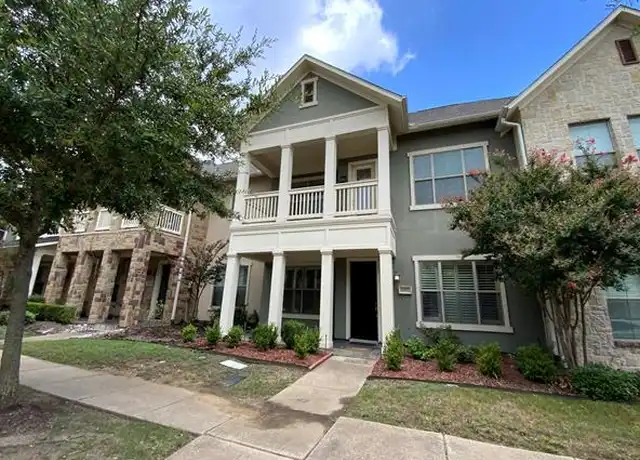 Property at 10551 Steinbeck Ln, Irving, TX, 75063, 3 beds, 2.5 baths, [object Object]