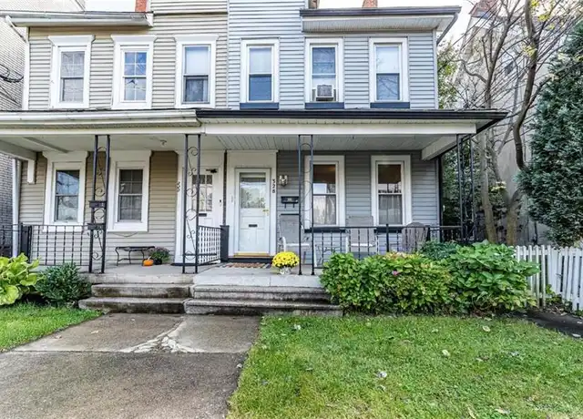 Property at 328 Franklin St, Bethlehem, PA, 18018, 2 beds, 1 bath, [object Object]