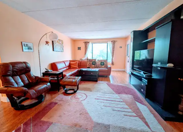 Property at 1550 Worcester Rd, Framingham, MA, 01702, 1 bed, 1 bath, [object Object]