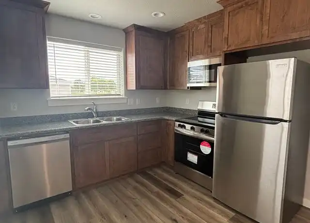 Property at 4738 Gebhard Rd Unit 4740, Central Point, OR, 97502, 1 bed, 1 bath, [object Object]