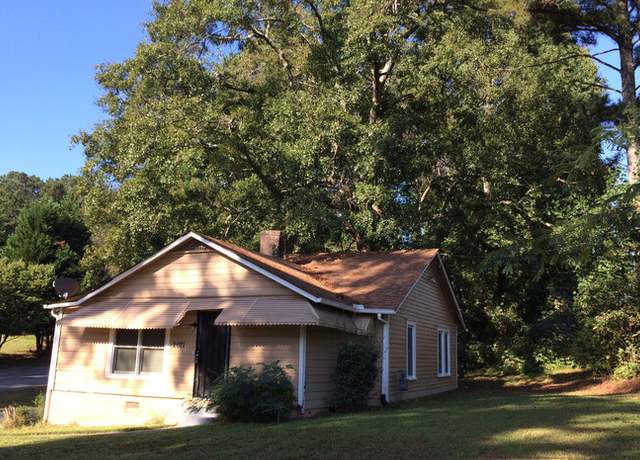 Photo of 2971 Dodson Dr, East Point, GA 30344