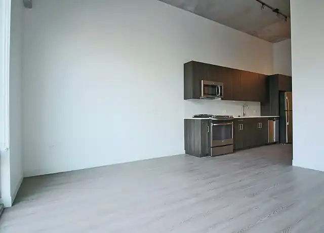 Property at 727 N Milwaukee Ave, Chicago, IL, 60642, 0 beds, 1 bath, [object Object]