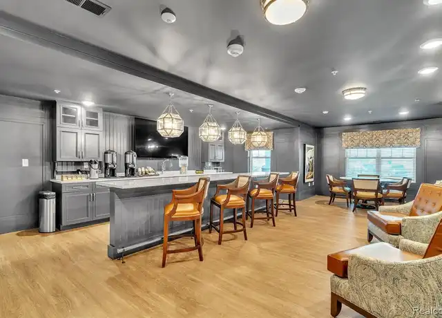 Property at 1957 S Telegraph Rd Unit 201, Bloomfield Hills, MI, 48302, 2 beds, 2 baths, [object Object]