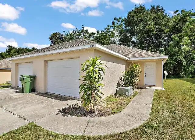 Property at 526 Paulling Dr, Leesburg, FL, 34748, 2 beds, 2 baths, [object Object]