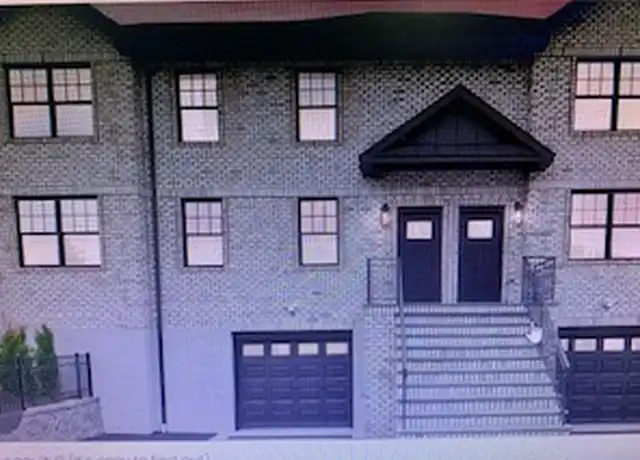 Property at 15 Barton Rd Unit Right side, Yonkers, NY, 10701, 3 beds, 2.5 baths, [object Object]