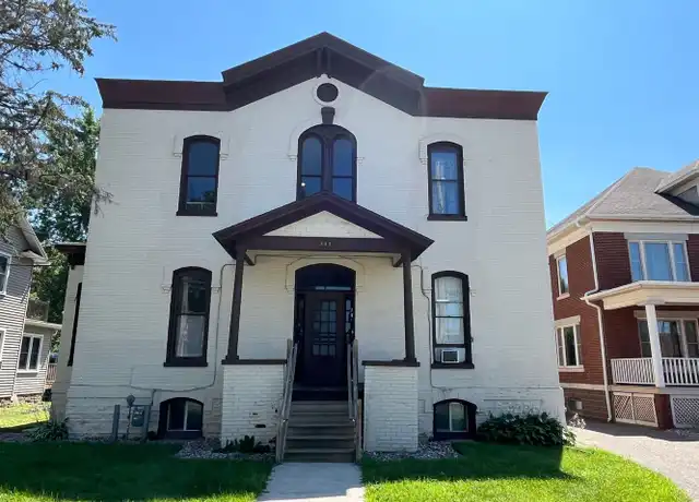 Property at 417 Division St Unit 5, Wausau, WI, 54403, 2 beds, 1 bath, [object Object]