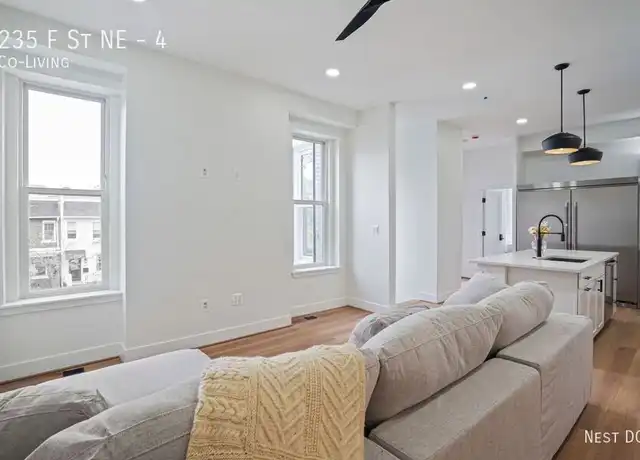 Property at 235 F St NE Unit 4, Washington, DC, 20002, 1 bed, 1 bath, [object Object]