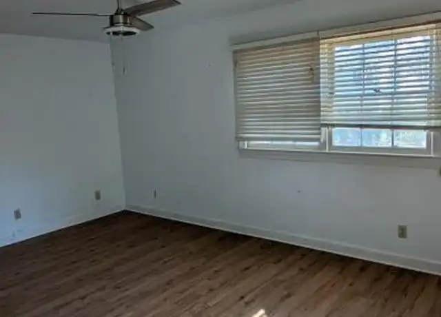 Property at 621 Gunston Ct Unit A, Winston Salem, NC, 27106, 2 beds, 2.5 baths, [object Object]