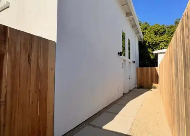Property at 11320 Bessemer St, North Hollywood, CA, 91606, 2 beds, 2 baths, [object Object]
