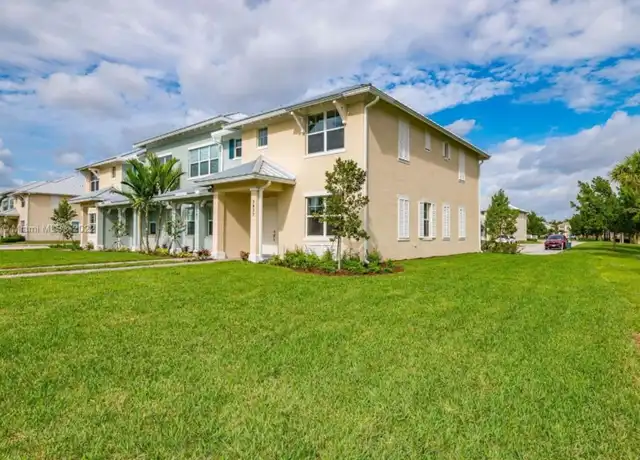 Property at 3932 Long Leaf Ln, Hollywood, FL, 33021, 3 beds, 2.5 baths, [object Object]