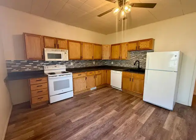 Property at 1001 N 6th St Unit 1003, Wausau, WI, 54403, 3 beds, 1 bath, [object Object]