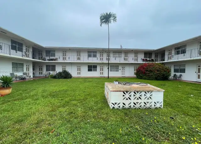 Property at 1825 Cleveland St #11, Hollywood, FL, 33020, 1 bed, 1 bath, [object Object]