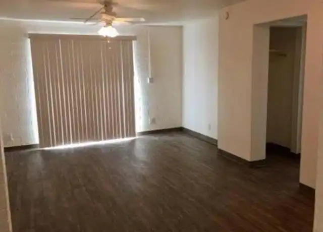 Property at 4540 N 39th Ave, Phoenix, AZ, 85019, 1 bed, 1 bath, [object Object]