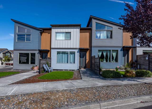 Photo of 188 N 43rd Pl, Ridgefield, WA 98642